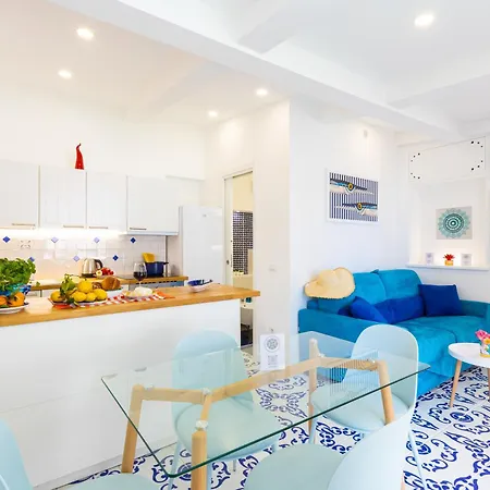 Yourhome - Amami Apartment